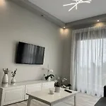 Luxury Esmeralda *